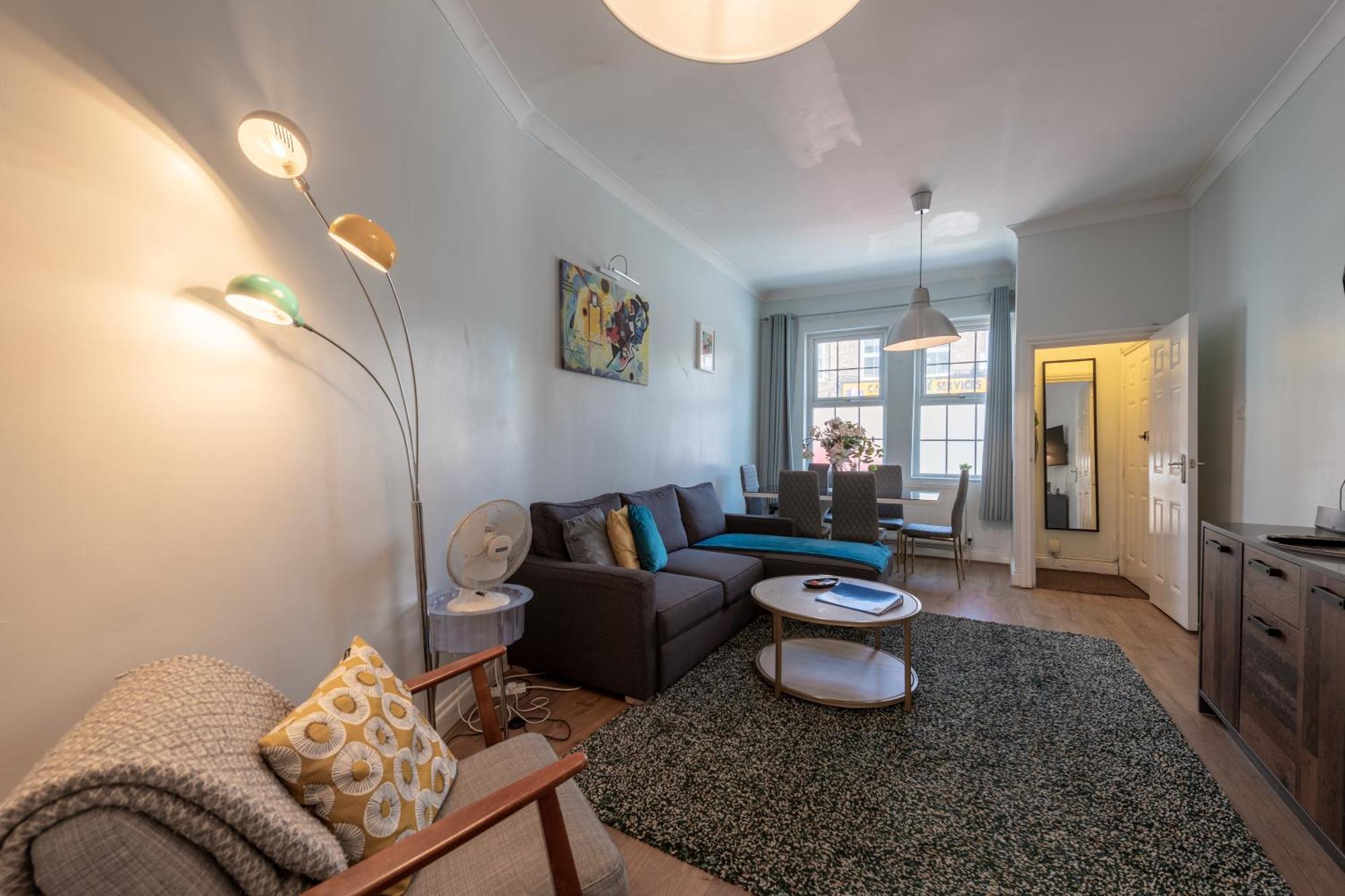 Spacious Comfy 2Br Flat Лондон Екстер'єр фото